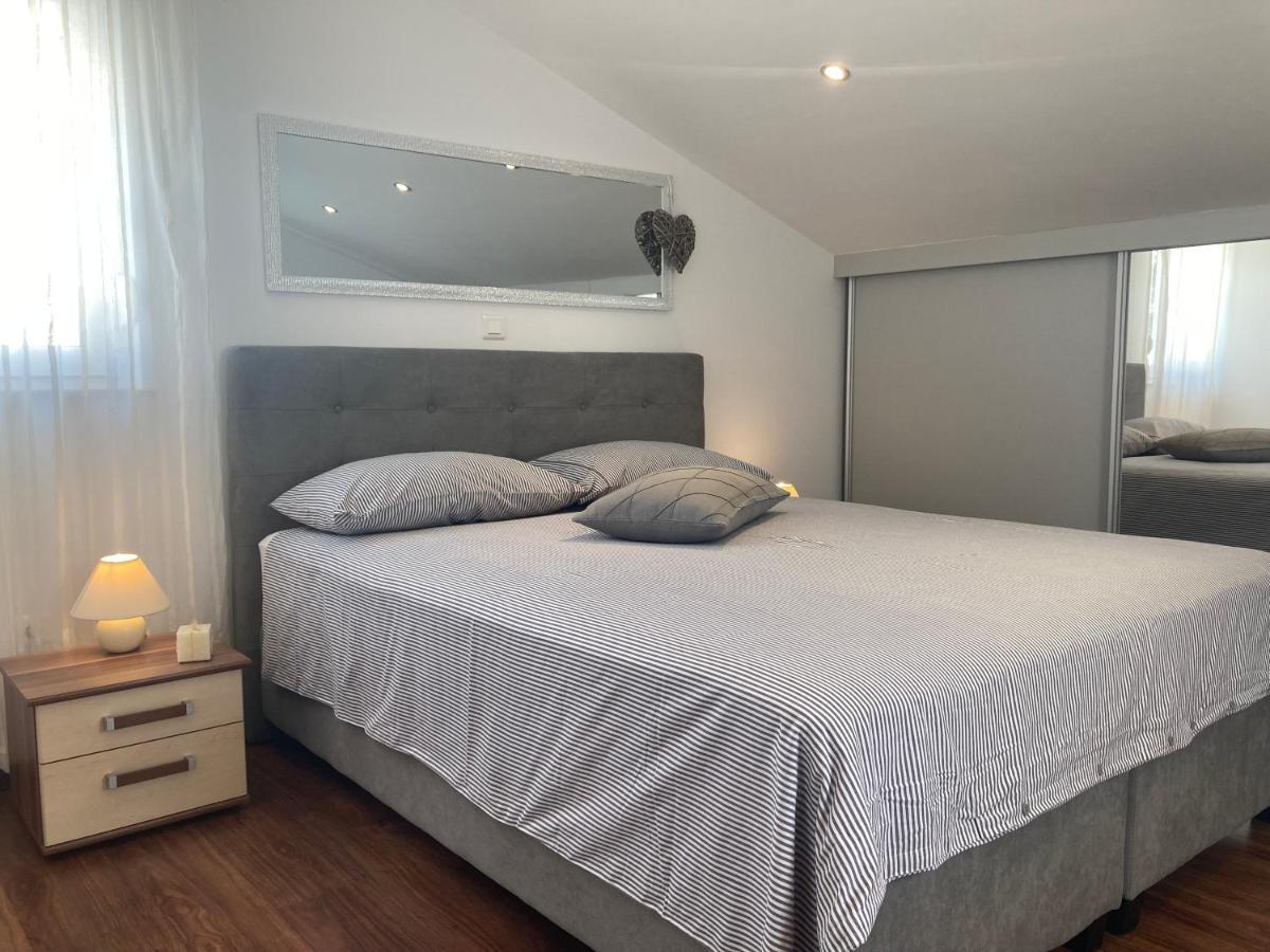Acapella Apartment ซริกเวนิซา ภายนอก รูปภาพ