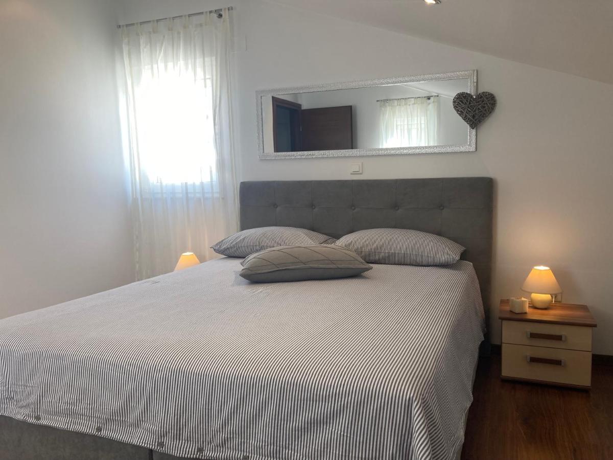 Acapella Apartment ซริกเวนิซา ภายนอก รูปภาพ
