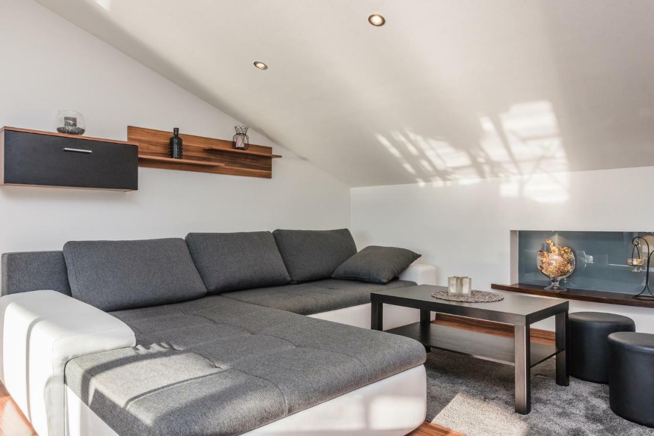 Acapella Apartment ซริกเวนิซา ภายนอก รูปภาพ