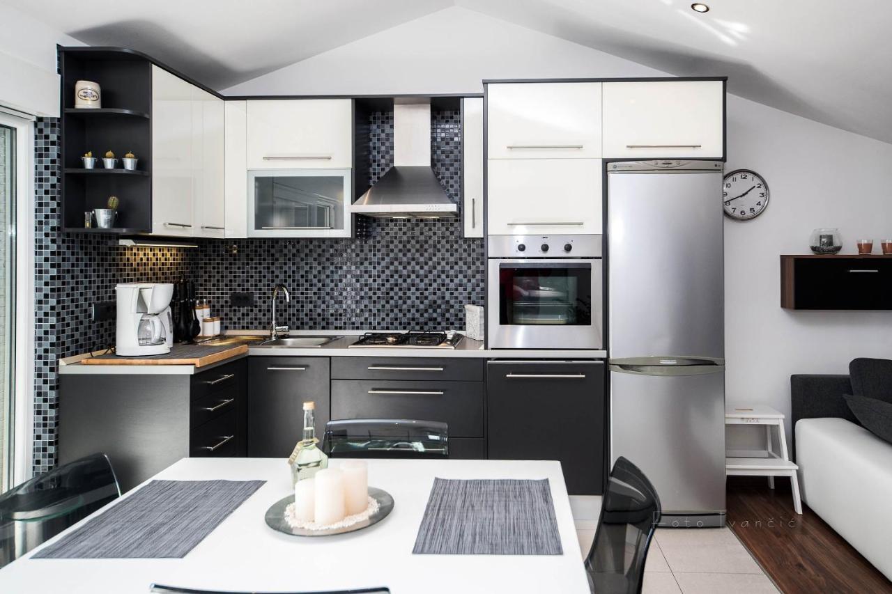 Acapella Apartment ซริกเวนิซา ภายนอก รูปภาพ